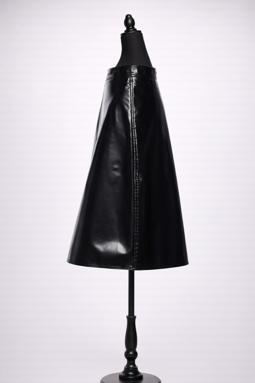 Moncler Pleated Accents Knee-Length Skirt, size L
